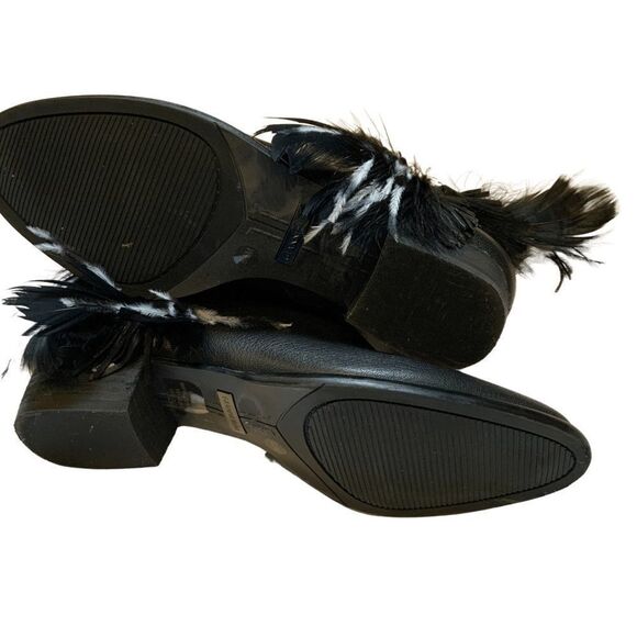 Gianni Bini Rorrie Black Leather Feather Zip Ankle Booties 8.5 - Picture 8 of 13